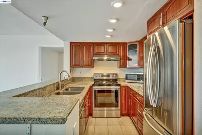 545 Pierce St #3204, Albany, CA 94706 - Photo 5