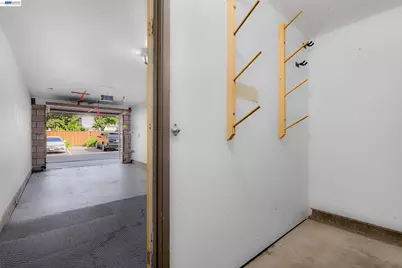 3839 Vineyard Ave #E, Pleasanton, CA 94566 - Photo 29