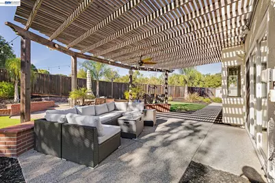 104 Wildflower Valley Ct, San Ramon, CA 94582 - Photo 47