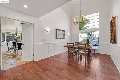 104 Wildflower Valley Ct, San Ramon, CA 94582 - Photo 5
