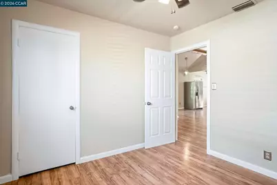 4911 76th St, Sacramento, CA 95820 - Photo 19