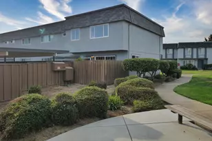 34590 Bluestone Common, Fremont, CA 94555 - Photo 3