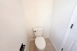 2491 Chuck Hammond Dr, Fairfield, CA 94533 - Photo 9