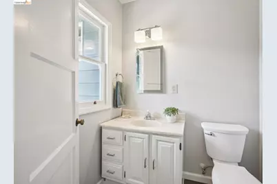 605 Prospect Ave, Oakland, CA 94610 - Photo 29