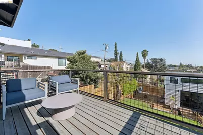 2444 Renwick St, Oakland, CA 94601 - Photo 33