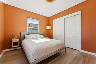 2444 Renwick St, Oakland, CA 94601 - Photo 19