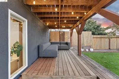 2444 Renwick St, Oakland, CA 94601 - Photo 55