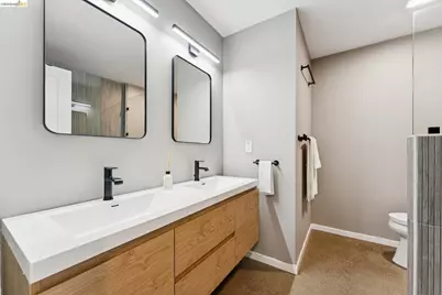 2444 Renwick St, Oakland, CA 94601 - Photo 49