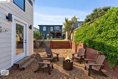 2444 Renwick St, Oakland, CA 94601 - Photo 71