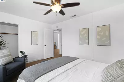 16133 Berkshire Dr, Castro Valley, CA 94578 - Photo 29
