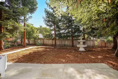16133 Berkshire Dr, Castro Valley, CA 94578 - Photo 43