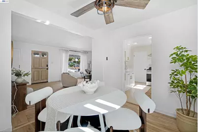 16133 Berkshire Dr, Castro Valley, CA 94578 - Photo 23
