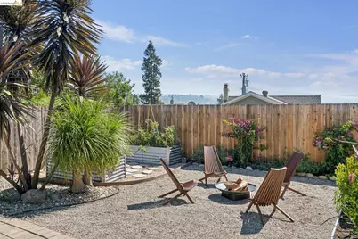 2636 Maxwell Ave, Oakland, CA 94619 - Photo 33