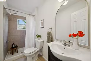 2636 Maxwell Ave, Oakland, CA 94619 - Photo 13