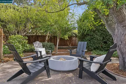 130 Greenway Dr, Walnut Creek, CA 94596 - Photo 47