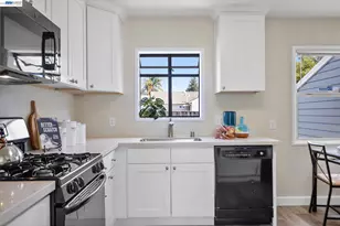 1220 Gilmore Dr, San Leandro, CA 94577 - Photo 13