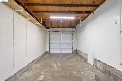 1220 Gilmore Dr, San Leandro, CA 94577 - Photo 27