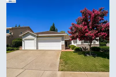 9736 Dynasty Way, Elk Grove, CA 95624 - Photo 1