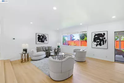 5011 Doyle Rd, San Jose, CA 95129 - Photo 9