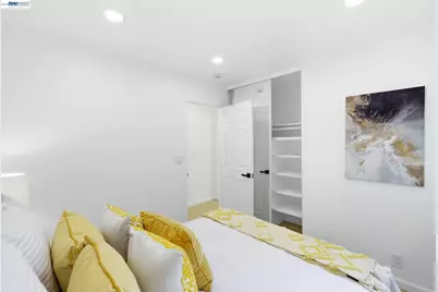 5011 Doyle Rd, San Jose, CA 95129 - Photo 25