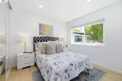 5011 Doyle Rd, San Jose, CA 95129 - Photo 35