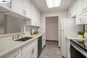39843 Cedar Blvd, Newark, CA 94560 - Photo 13