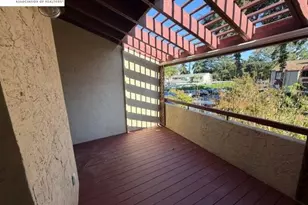 1391 Monument Blvd, Concord, CA 94520 - Photo 29