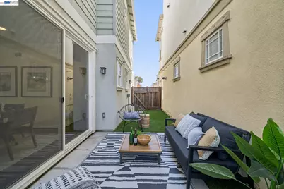2060 Hibbard St, Alameda, CA 94501 - Photo 17