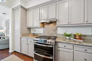 2060 Hibbard St, Alameda, CA 94501 - Photo 13
