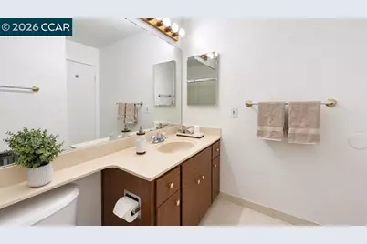 1473 Marchbanks Dr #4, Walnut Creek, CA 94598 - Photo 17