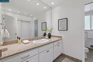 445 Kingsford Dr, Moraga, CA 94556 - Photo 27