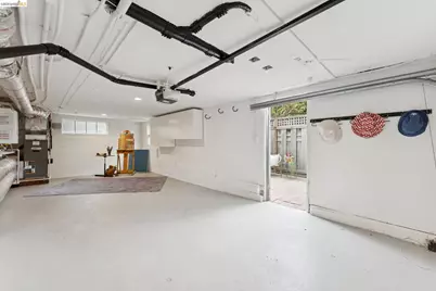 2437 Damuth St, Oakland, CA 94602 - Photo 51