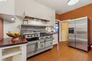 456 Stow Ave, Oakland, CA 94606 - Photo 21