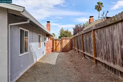 31 Riverside Ct, Bay Point, CA 94565 - Photo 21