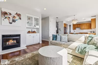 214 Seaview Dr, Richmond, CA 94801 - Photo 11
