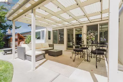 220 Yosemite Dr, Livermore, CA 94551 - Photo 37