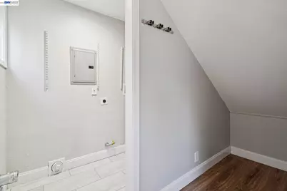 9935 Voltaire Ave, Oakland, CA 94603 - Photo 15