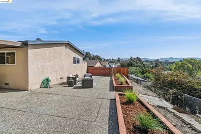 4038 Fariss Ln, El Sobrante, CA 94803 - Photo 61
