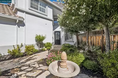42 Vicenza Ct, Danville, CA 94526 - Photo 5
