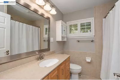 3831 Maplewood Dr, Concord, CA 94519 - Photo 7