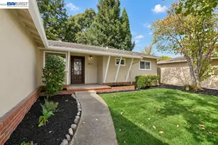 3831 Maplewood Dr, Concord, CA 94519 - Photo 1