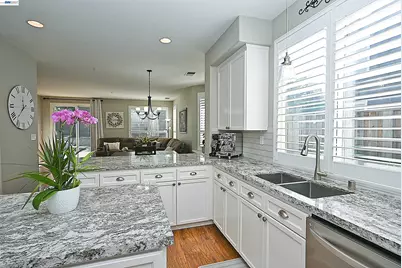 1292 Rebecca Dr, Livermore, CA 94550 - Photo 21