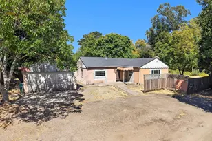31 Laurel Ln, Richmond, CA 94803 - Photo 3
