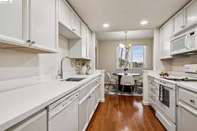 3769 Stoneglen North, Richmond, CA 94806 - Photo 11