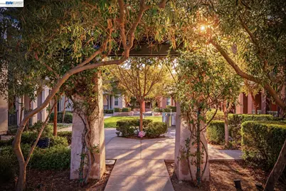 475 Diller St, Alameda, CA 94501 - Photo 3