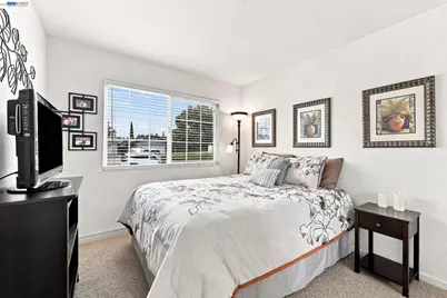 235 Elvira St, Livermore, CA 94550 - Photo 23