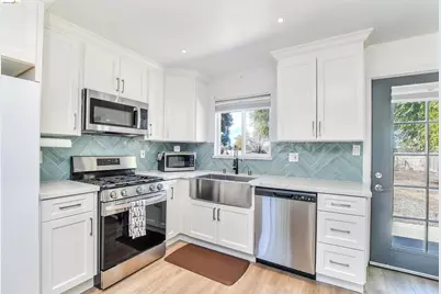 1929 San Vincente Dr, Concord, CA 94519 - Photo 9