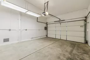 1901 Clemens Rd, Oakland, CA 94602 - Photo 61