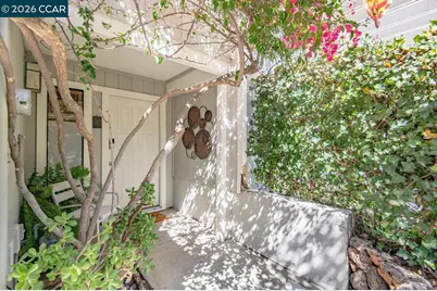 2454 Heatherleaf Ln #3, Martinez, CA 94553 - Photo 5