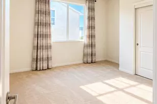 210 Tanglewood Dr, Richmond, CA 94806 - Photo 17